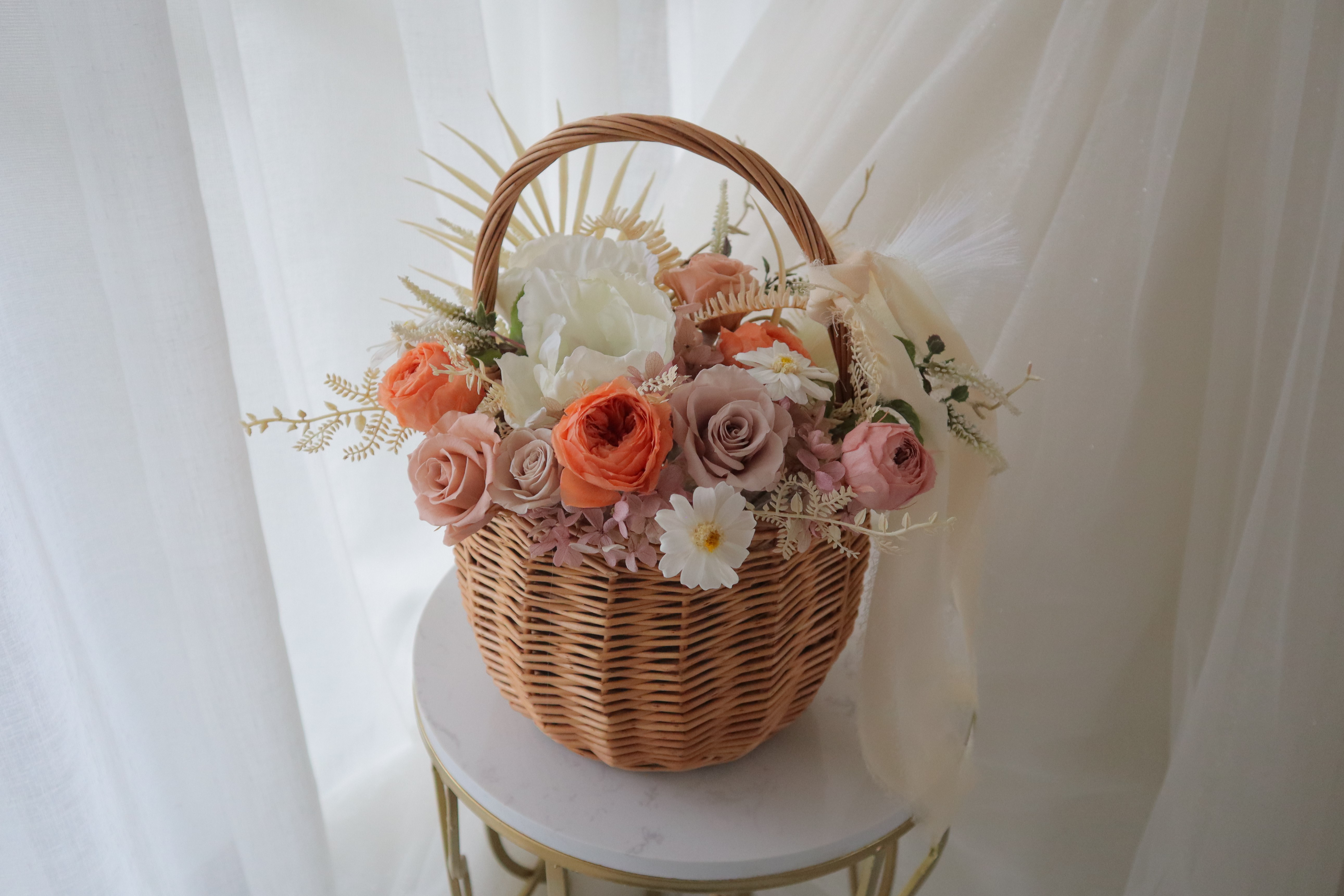 くすみカラーのプリザーブドフラワーブーケ　結婚式　プリザーブドフラワー　ナチュラル