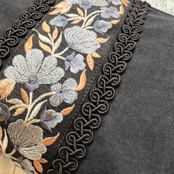 インド刺繍リボンと帆布のショルダー◇Black×blue gray 3枚目の画像