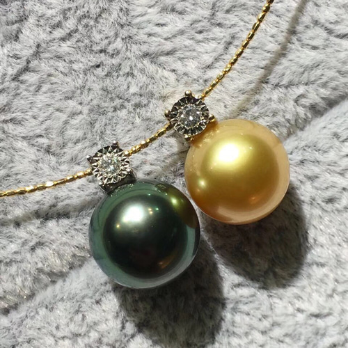 黒蝶真珠 ダイヤモンドK18ペンダントトップ