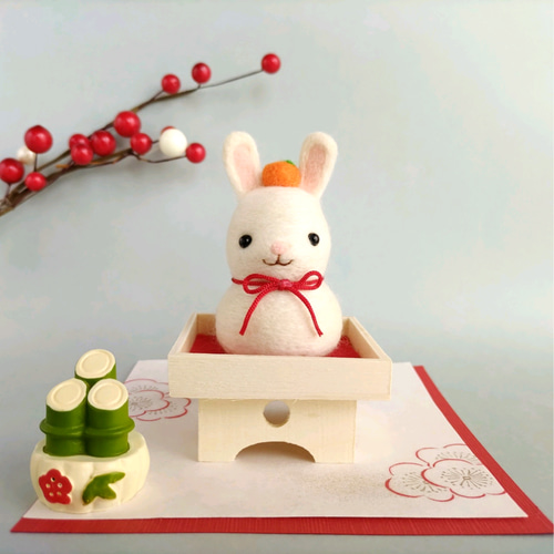 2023(卯年) 鏡餅なうさぎさんのお正月飾り☆羊毛フェルト【受注制作