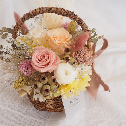 商談中　プリザーブドフラワーアレンジ　No.182 ジニアバスケットアレンジ 商談中 プリザーブドフラワーアレンジ No.182 ジニアバスケット