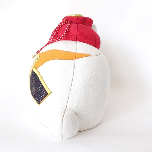 塩沢織木目込み人形 令和5年（2023）干支人形 縁起招福卯 配色