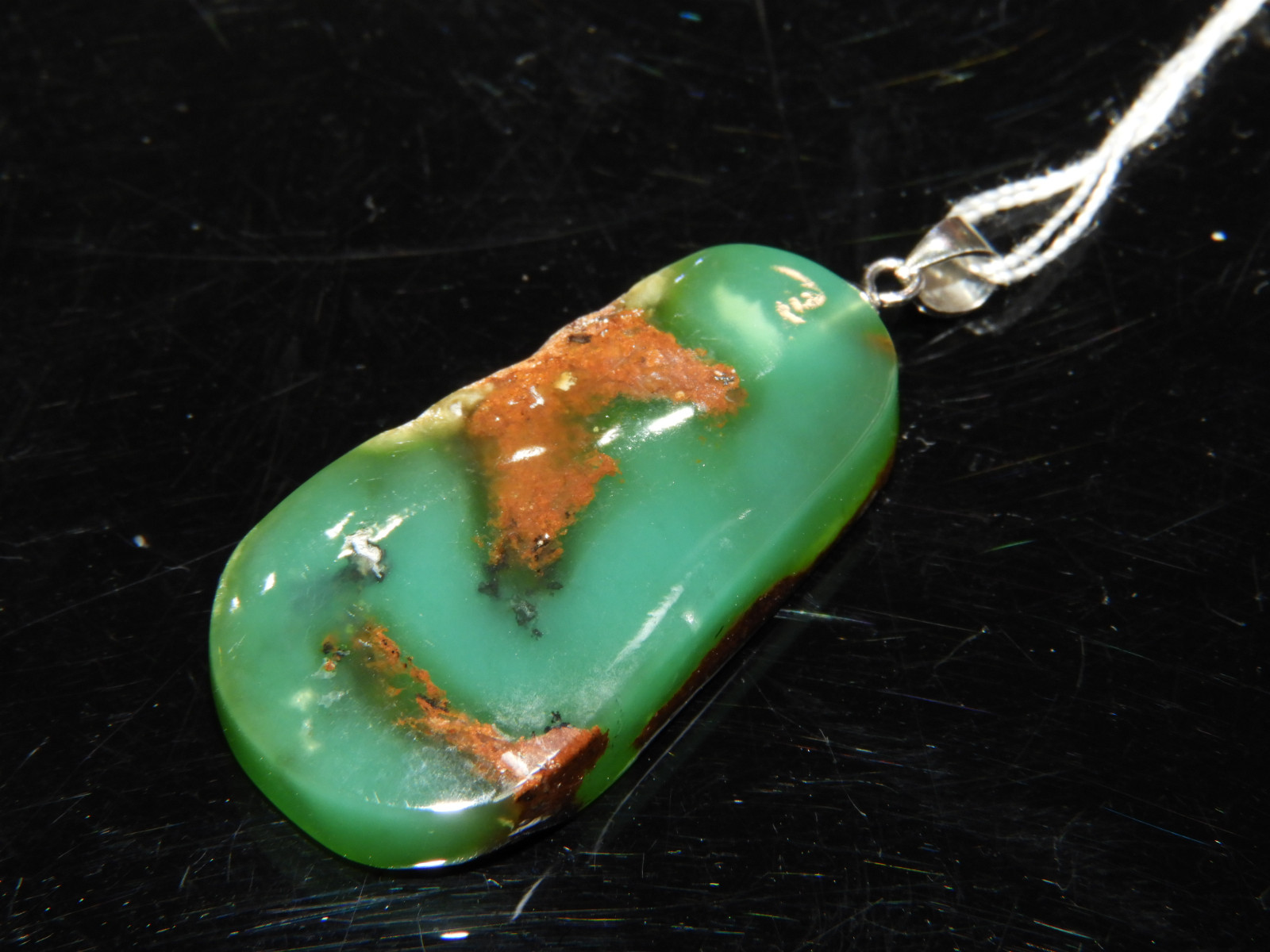 グリーンの美しい色合い！オーストラリアの宝！クリソプレーズのペンダント！メイドインジャパン　天然石３