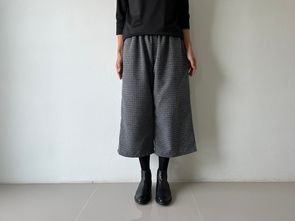 [送料無料.本日500円OFF]コットンウール ワイドパンツ／ゴムウエスト／体型カバー／大人カジュアル／通勤・普段着 5枚目の画像