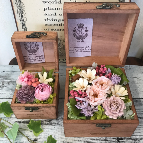 特集掲載》ウッドボックスS アンティーク調 プリザーブドフラワー