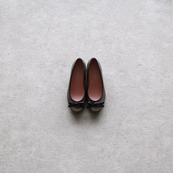 【簡潔的造型，簡潔的感覺！ ] 羅緞緞帶芭蕾舞鞋 [深棕色] 第5張的照片