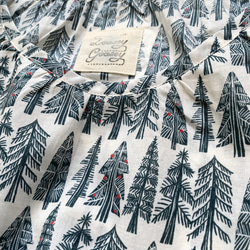 冬日森林*三角樹寬鬆長袖連衣裙*100%棉*亮光*米白 第12張的照片
