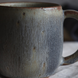 鉄粉のある　マグカップ 丸底　淡いグリーンブルーグレー　ギフト　アンティークな風合い 16枚目の画像