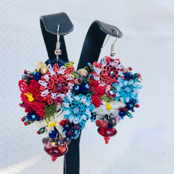 トルコ　オヤピアス　ビビッドカラーのブーケが華やかに　伝統工芸品　1点もの　oya刺繍ピアス　1110 1枚目の画像