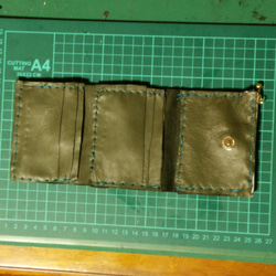 三つ折り財布 2枚目の画像