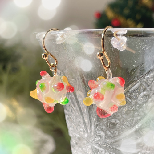送料無料・一点物＊ 海泡の金平糖ピアス〜クリスマス〜 【イヤリング