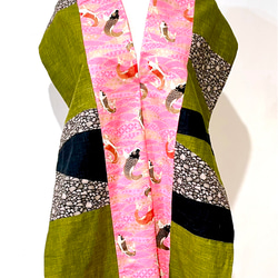スカーフ No.117☆春のお出かけ☆デザイナー手作り和風蛍光粉鯉柄グリーンステッチブラックカラーブロックスカーフショール 17枚目の画像
