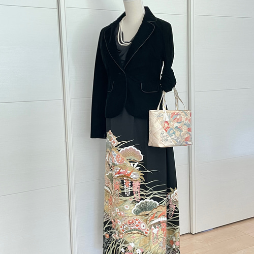 着物リメイク 黒留袖リメイク 松に藤や鶴と花々 ロングスカート 正絹