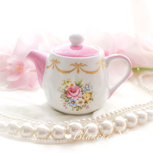 ティーコゼー マリーアントワネットデザイン ポットカバー・ティー