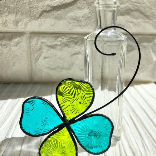 ステンドグラス】四つ葉のクローバーのサンキャッチャー サン