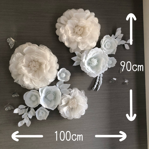 F(葉)2 豪華ウォールフラワーセット(葉っぱ付き) グレー＆ホワイト　ペーパーフラワー　ウェディング　お花 5枚目の画像