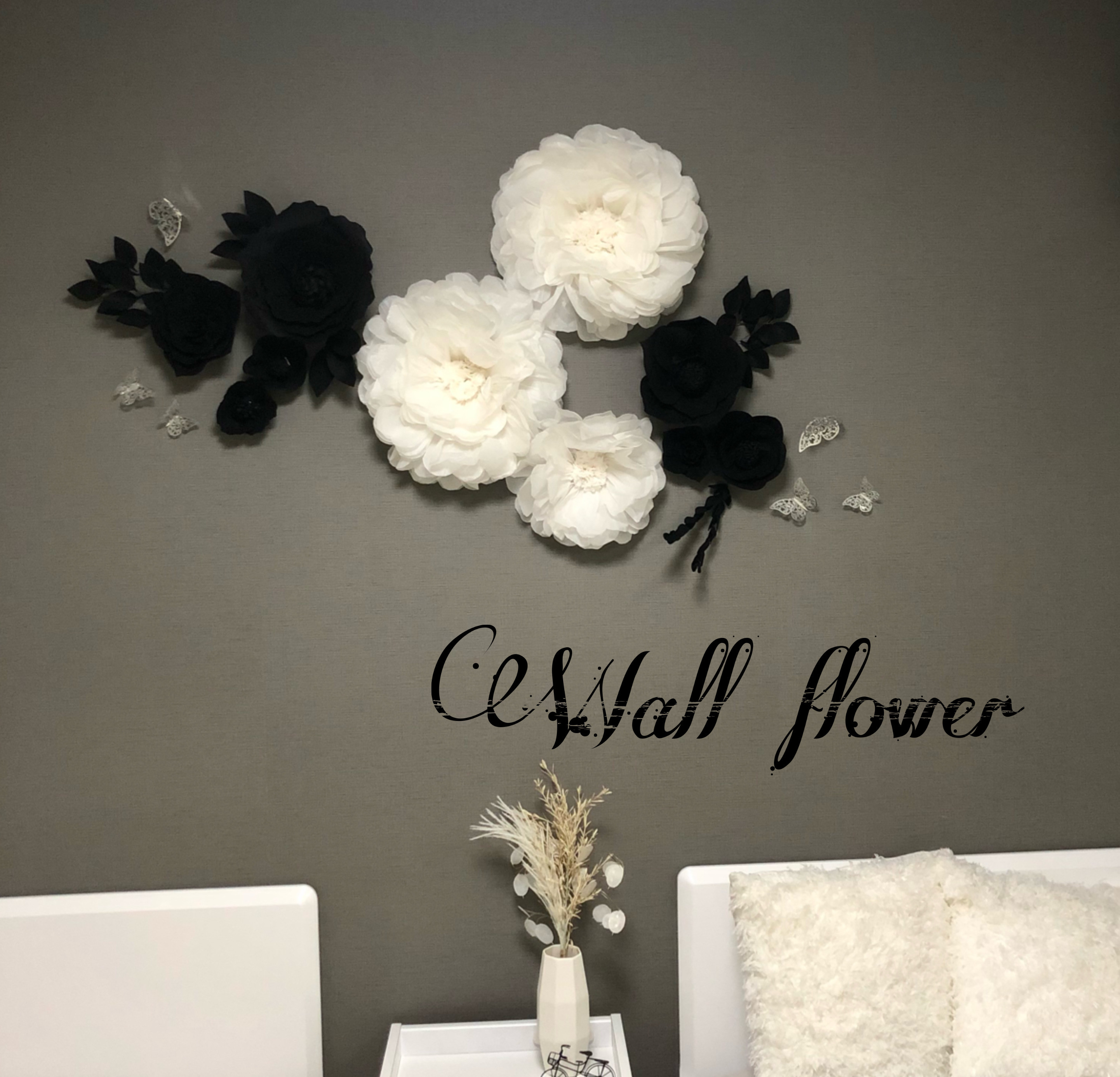 F(葉)3 豪華ウォールフラワーセット(葉っぱ付き) ブラック＆ホワイト　ペーパーフラワー　ウェディング　お花　黒＆白