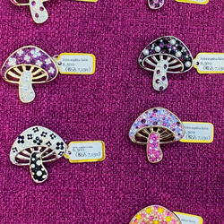 あなたを守る　お守りキノコ ブローチ 5枚目の画像