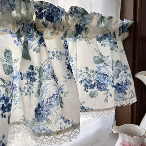 ブルー 素敵なバラ柄カフェカーテン バランスカーテン カーテン EMI's