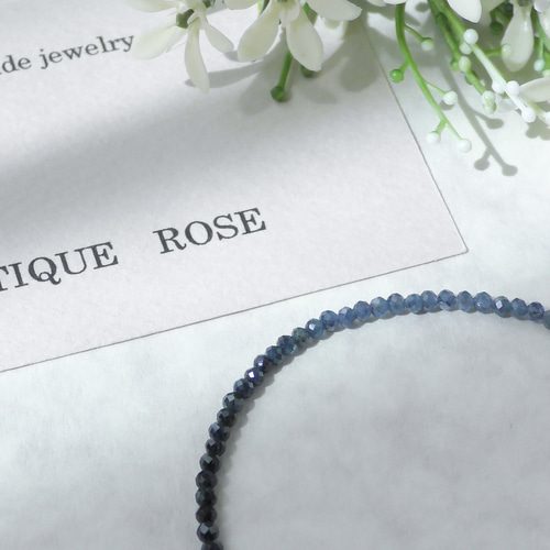 ブルー サファイア ブレスレット お花彫り ビーズ ➕ スタールビー 未使用 ブルー サファイア ブレスレット お花彫り ビーズ ➕ スタールビー 未