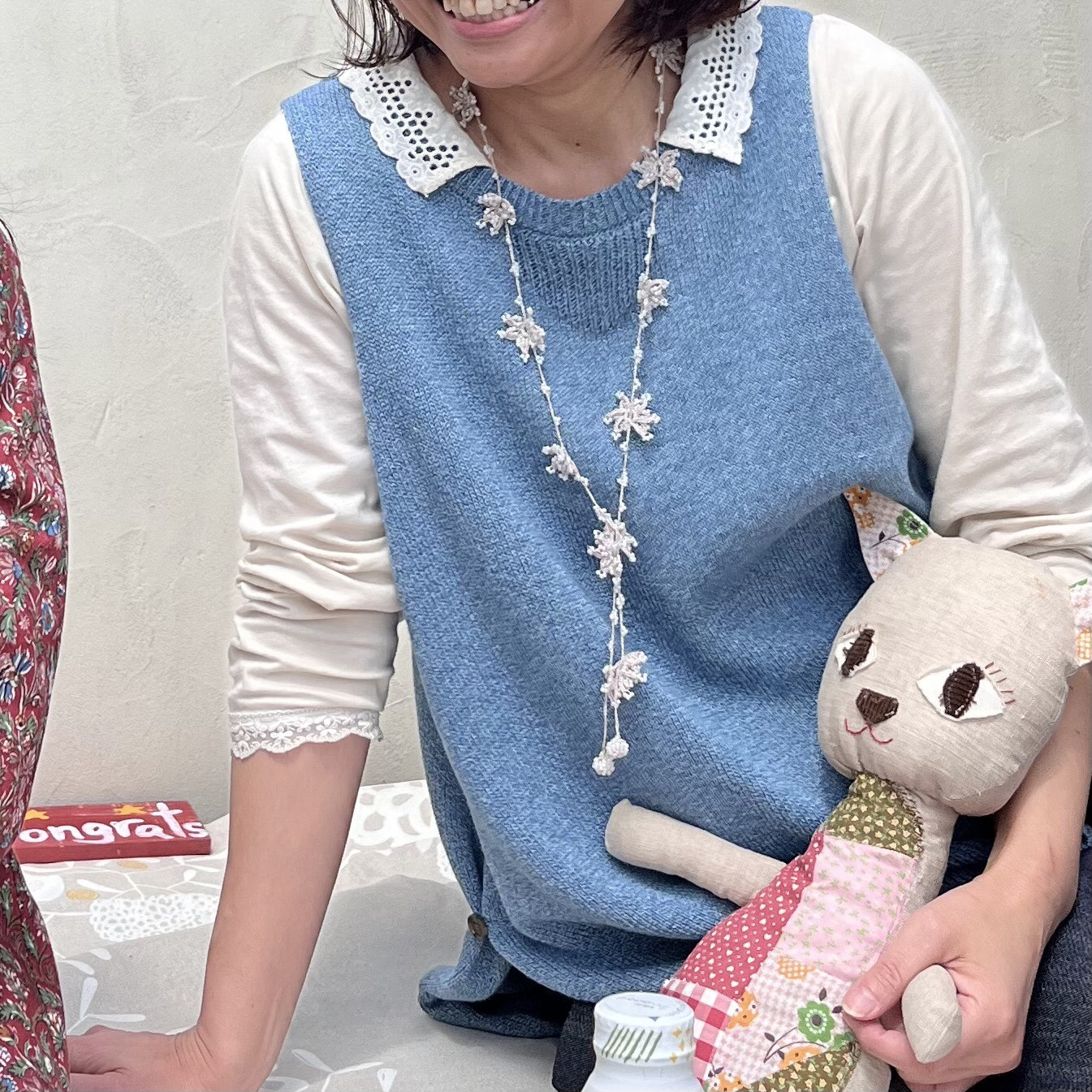 【再販】新色登場！お尻まで隠れる丈♪サイドタックのコットンニットベスト（23s-018）ライトブルー