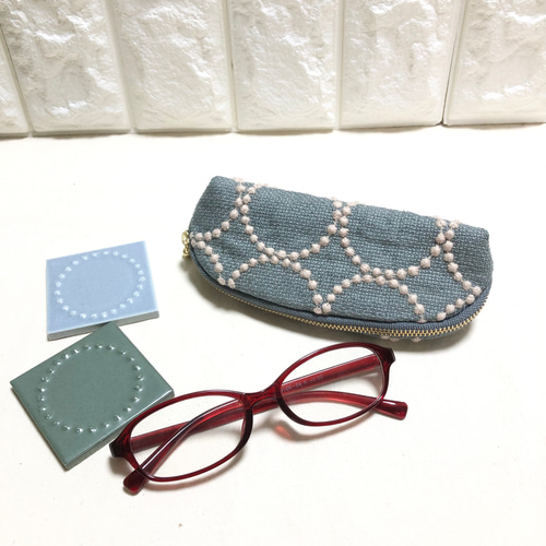 ラスト1点！ミナペルホネン タンバリンメガネケース blue grey メガネ