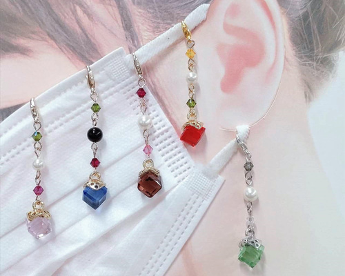 ♪614❤️ 薔薇　花　ビーズ　マスクチェーン　マスクチャーム　マスク 614️ 薔薇 花 ビーズ マスクチェーン マスクチャーム マスク