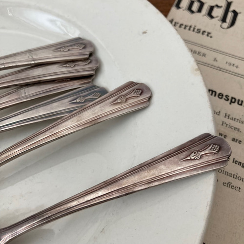 アンティーク戴冠記念のコロネーションケーキ ジョージ6世 エリザベス