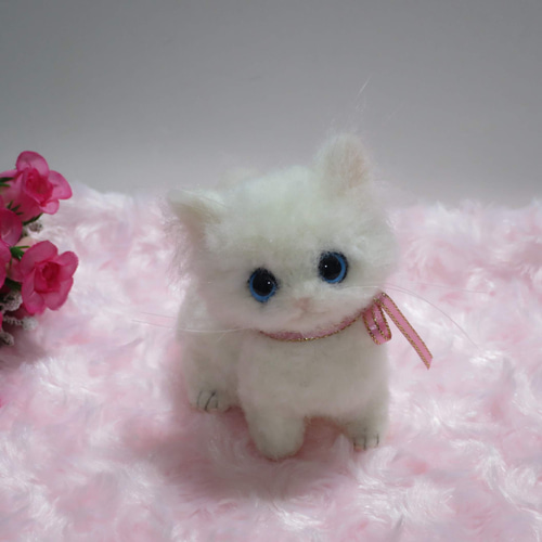 アンティークな猫の置物　仲良し　白猫　ペルシャ？　長毛種？　Whitecat 陶器 置物ペルシャ猫 オブジェ｜Yahoo!フリマ（旧PayPayフリマ）