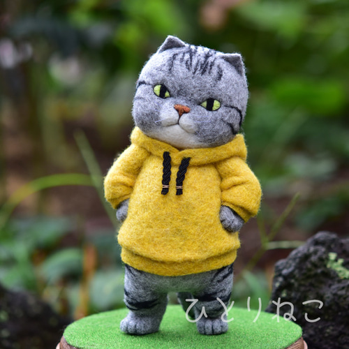 大きめシリーズ】パーカーサバ【一点モノ】 羊毛フェルト ひとり 大きめシリーズ】パーカーサバ【一点モノ】 羊毛フェルト ひとり