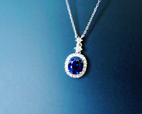 ブルーサファイア ダイヤモンド プラチナネックレス　ジュエリー　鑑定書付き ブルーサファイア 1.53ct ダイヤモンド約1ct プラチナネックレス