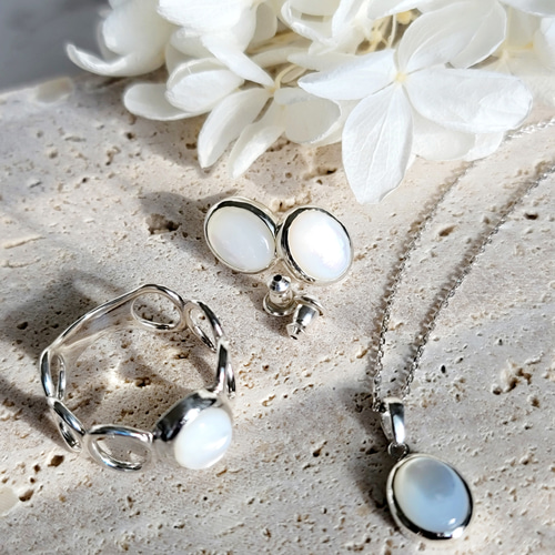 MARIHA シルバー オーバル型リング　10号 MARIHA(マリハ) Signature Collection リング オーバル タテ L