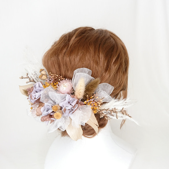 プリザ紫陽花とホワイトリボンとシルバーデイジーのヘッドドレス ウエディング 成人式 6枚目の画像