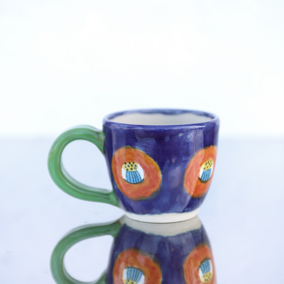 流行茶花杯（鈷藍釉、綠色釉柄） 第3張的照片