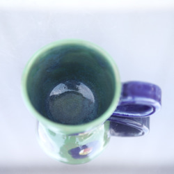 流行茶花杯（綠色釉/鈷藍色釉柄）） 第5張的照片