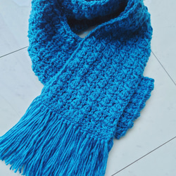 【再再再販】マフラー 模様 編み 手編み 編み物 ブルー フリンジ 1枚目の画像