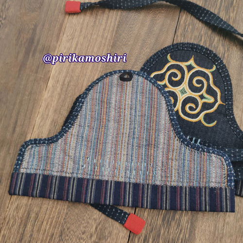 アイヌ刺繍のテクンペ 手袋・ミトン pirika moshiri 通販 14733541