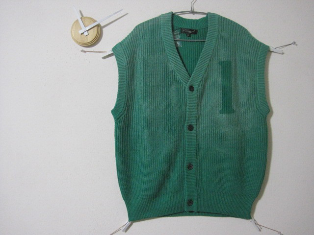 1点　ニットベスト 【1】グリーン　ブリーチ／ベスト／セーター／トレーナー／ジャージ／ニット／カッコカワイイ 5,925円