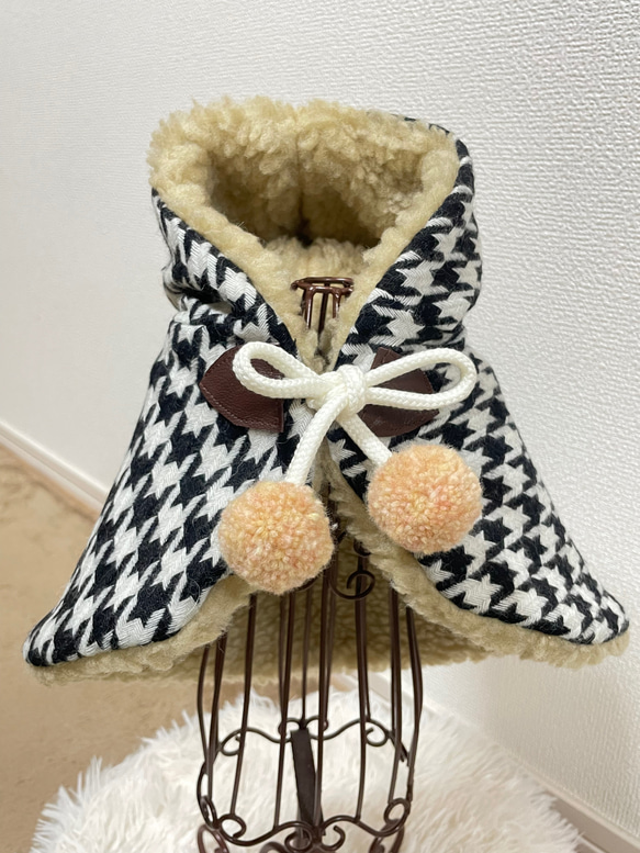 ☆新作犬服⭐︎フード付きケープ ウールツイード(千鳥格子柄) ペット服