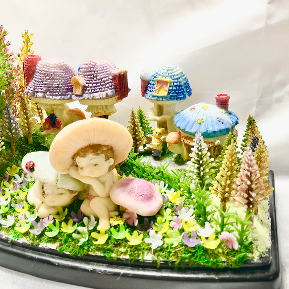 【ジオラマ】夢の森の仲間たち - キノコの妖精 2枚目の画像