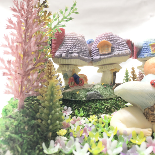 ジオラマ】夢の森の仲間たち - キノコの妖精 その他置物 HANAMARU雑貨