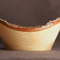 木製サラダボール・ひとり用・ナチュラルエッジ（ナラ）no.12 4枚目の画像