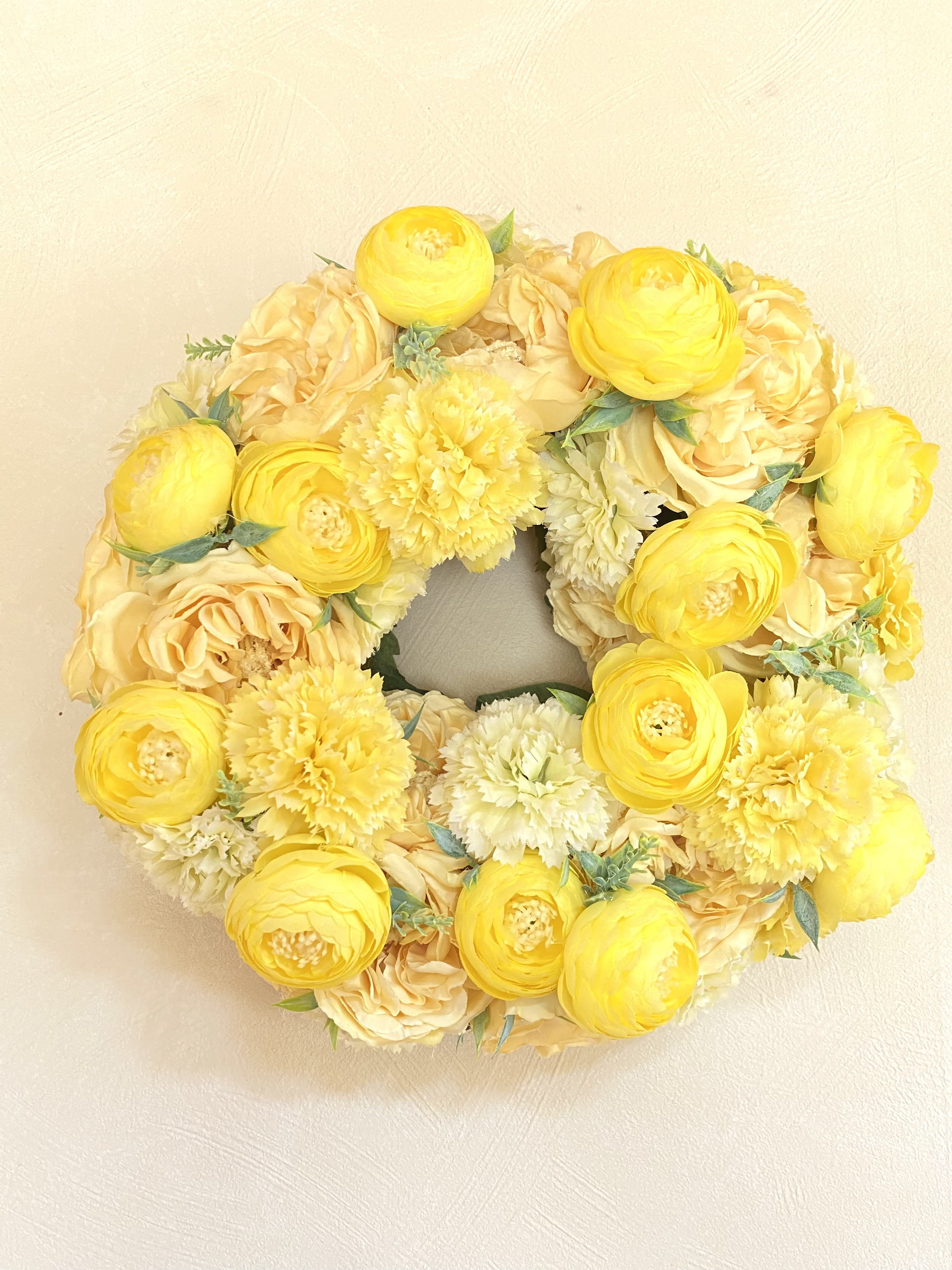 【希望】　バラとラナンキュラスのリース 6,570円