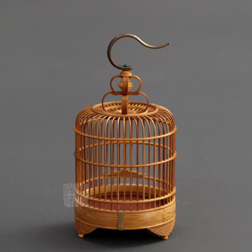 竹の檻 鳥かご 