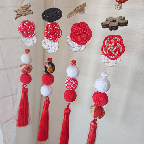 吊るし飾り ハンドメイド お正月 お雛祭り 楽天市場】つるし雛 ちりめん細工 つるし飾り キット 都飾り・10