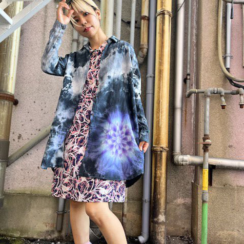 タイダイ 長袖 ロングシャツ ブラック ムラ染め 美しい曼荼羅