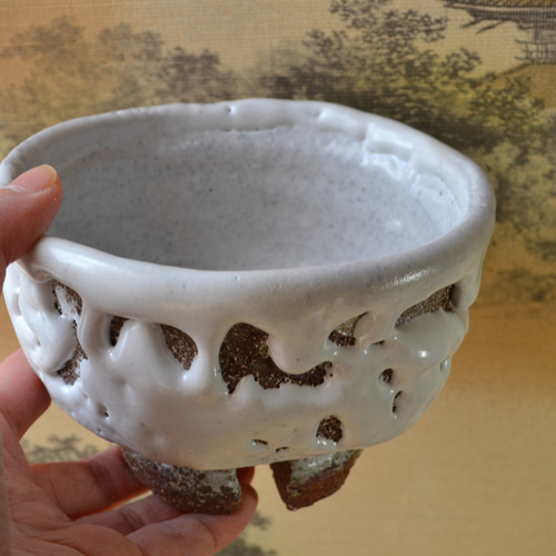 ♦萩焼 鬼萩 割り高台 抹茶碗 茶道具 アンティーク 骨董品 コレクション 再入荷！】 鬼萩割高台抹茶茶碗 かいらぎ ＊茶碗 ☆萩焼き 桐