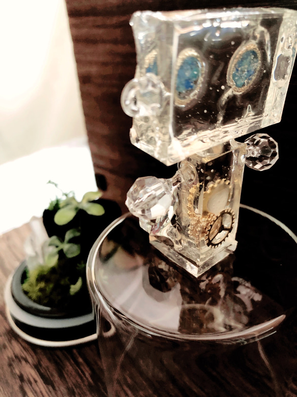 〜世界に一つだけのアイス.ロボット１号機と小さな世界〜【四つ葉と炭と山苔と…天然クリスタル原石】 4枚目の画像