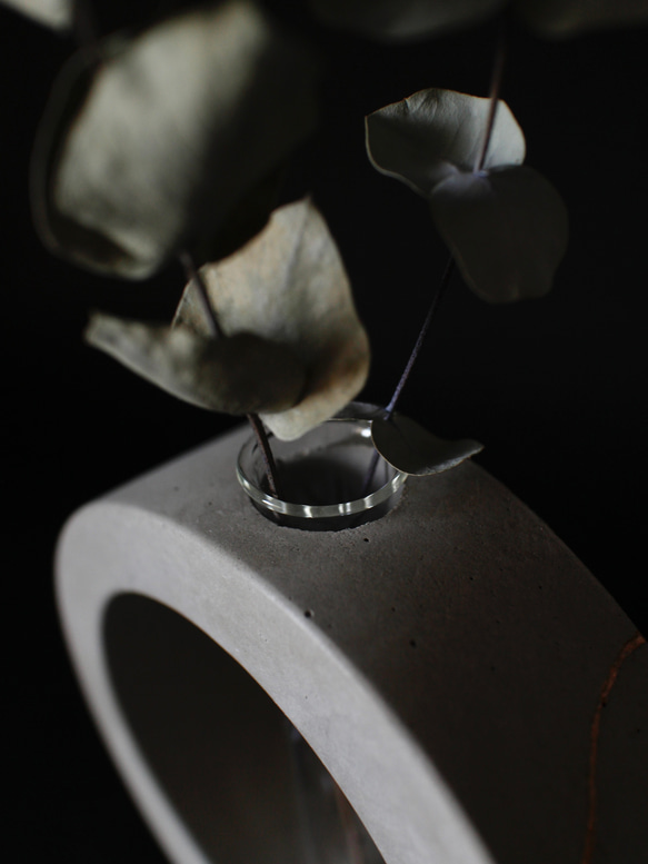 【受注生産】金継ぎセメント一輪挿し（丸）フラワーベース　花器 シンプル fb003 5枚目の画像
