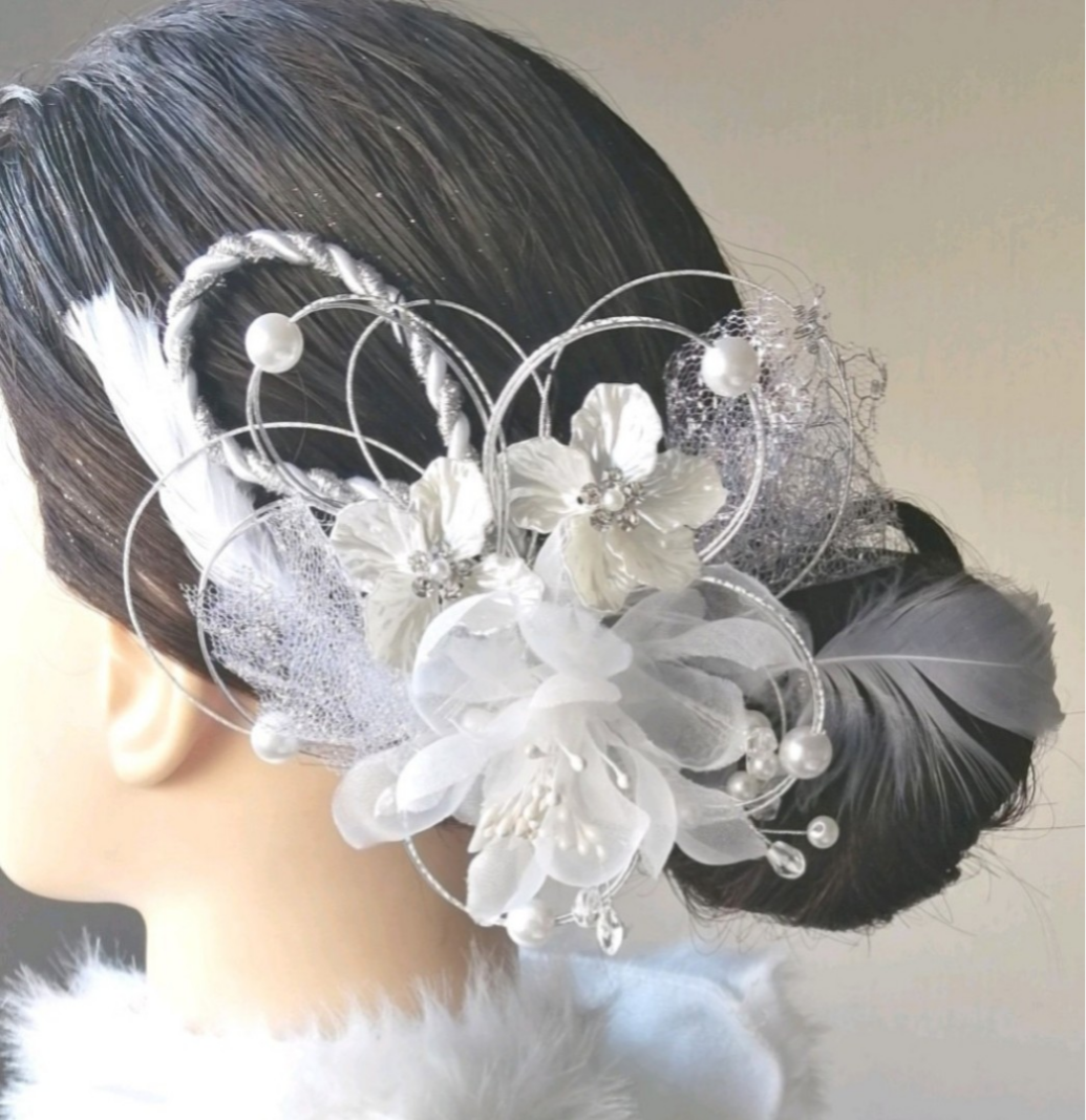 ⚘⠜水引とフラワーチュールの髪飾り 　　　　　　　　　　　　　成人式/白無垢ꕤ*｡ﾟ